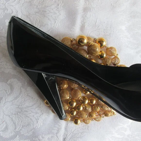 NINE WEST BLACK PATENT DOUBLE BAND PEEP-TOE HEELS – 7M - Picture 9 of 15